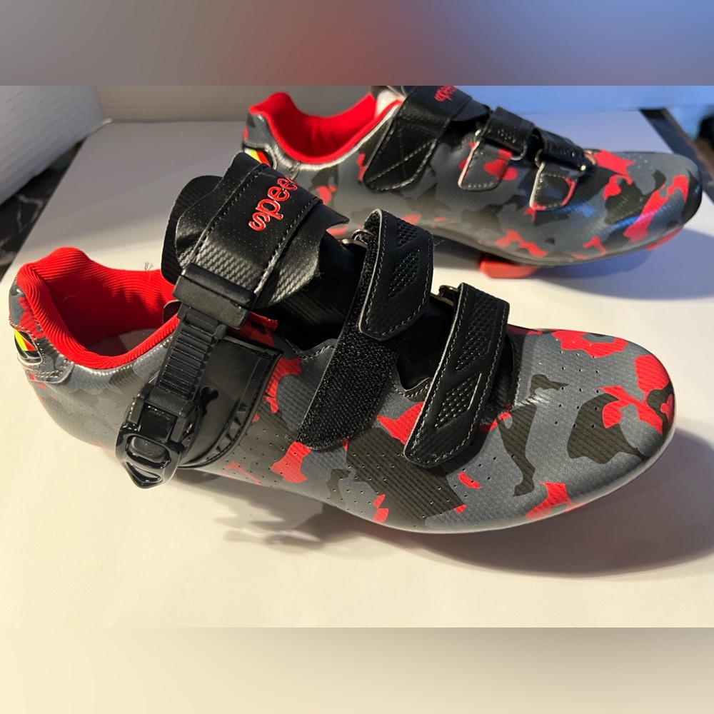 Speed Professional Cycling Bicycle Shoes Ultralight Speed Black/Red Size 42